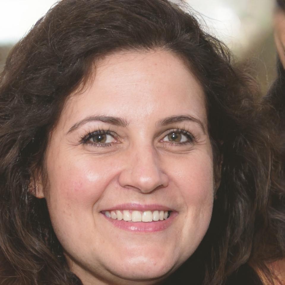 Portrait professionnel de Chloé Dubois